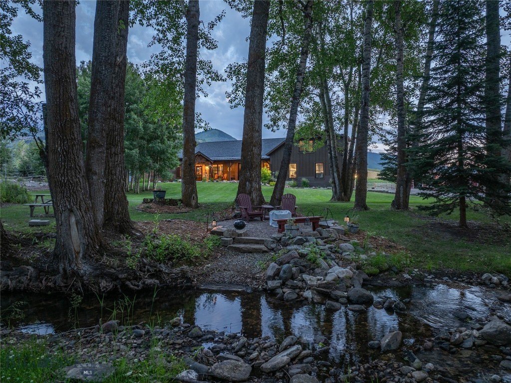 Gallatin Gateway, Montana, 59730, United States, 4 Bedrooms Bedrooms, ,3.5 BathroomsBathrooms,Residential,Forsale,1894829