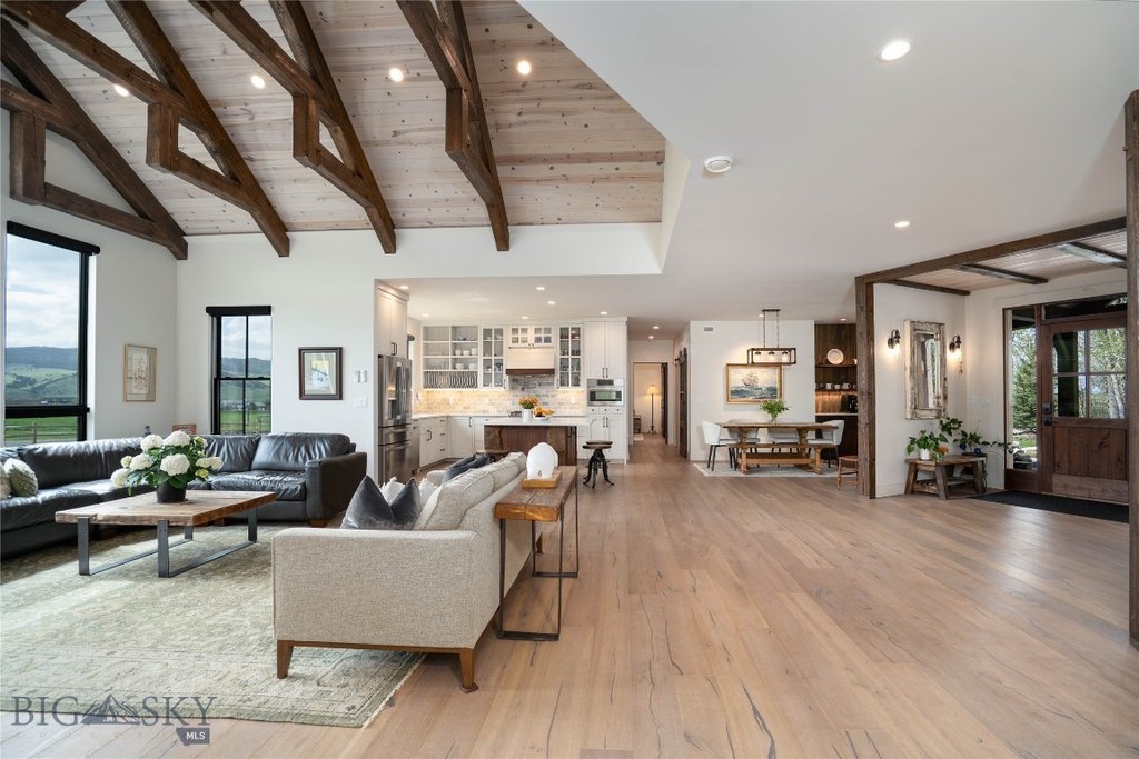 Gallatin Gateway, Montana, 59730, United States, 4 Bedrooms Bedrooms, ,3.5 BathroomsBathrooms,Residential,Forsale,1894829