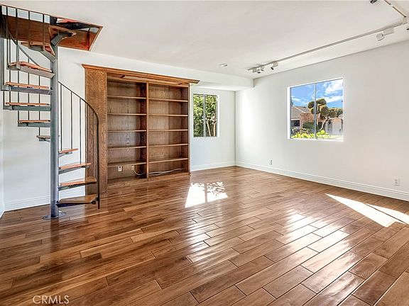 Westlake Village, California, 91361, United States, 4 Bedrooms Bedrooms, ,5 BathroomsBathrooms,Residential,Forsale,1919220