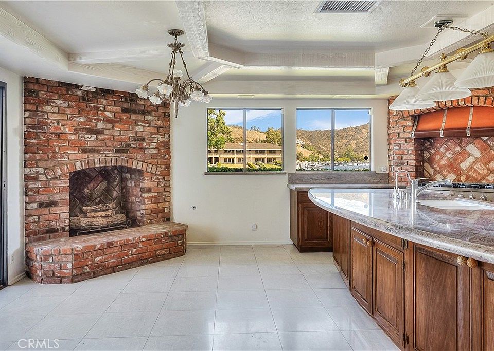 Westlake Village, California, 91361, United States, 4 Bedrooms Bedrooms, ,5 BathroomsBathrooms,Residential,Forsale,1919220