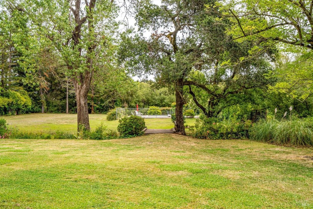 Santa Rosa, California, 95404, United States, 3 Bedrooms Bedrooms, ,1.5 BathroomsBathrooms,Residential,Forsale,1934051