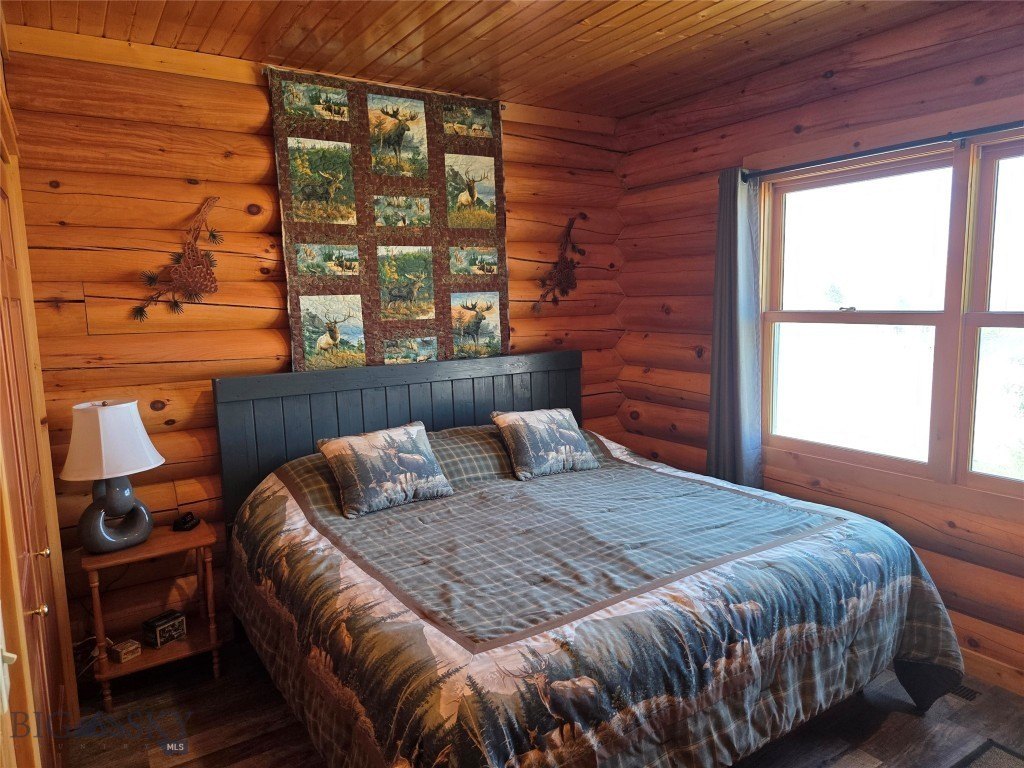 Twin Bridges, Montana, 59754, United States, 3 Bedrooms Bedrooms, ,1.5 BathroomsBathrooms,Residential,Forsale,1914983