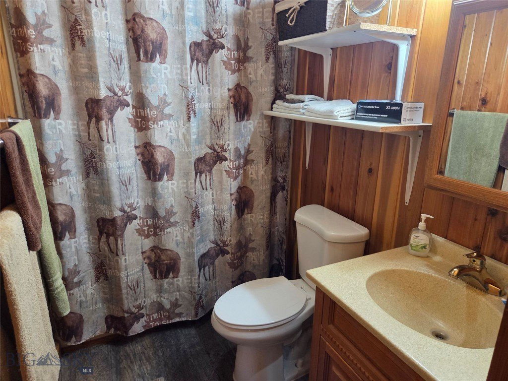 Twin Bridges, Montana, 59754, United States, 3 Bedrooms Bedrooms, ,1.5 BathroomsBathrooms,Residential,Forsale,1914983