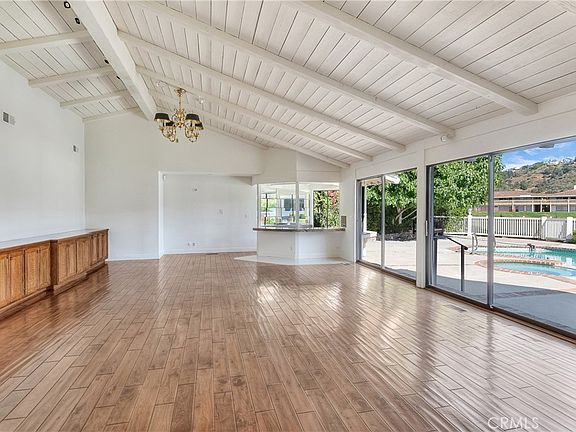Westlake Village, California, 91361, United States, 4 Bedrooms Bedrooms, ,5 BathroomsBathrooms,Residential,Forsale,1919220