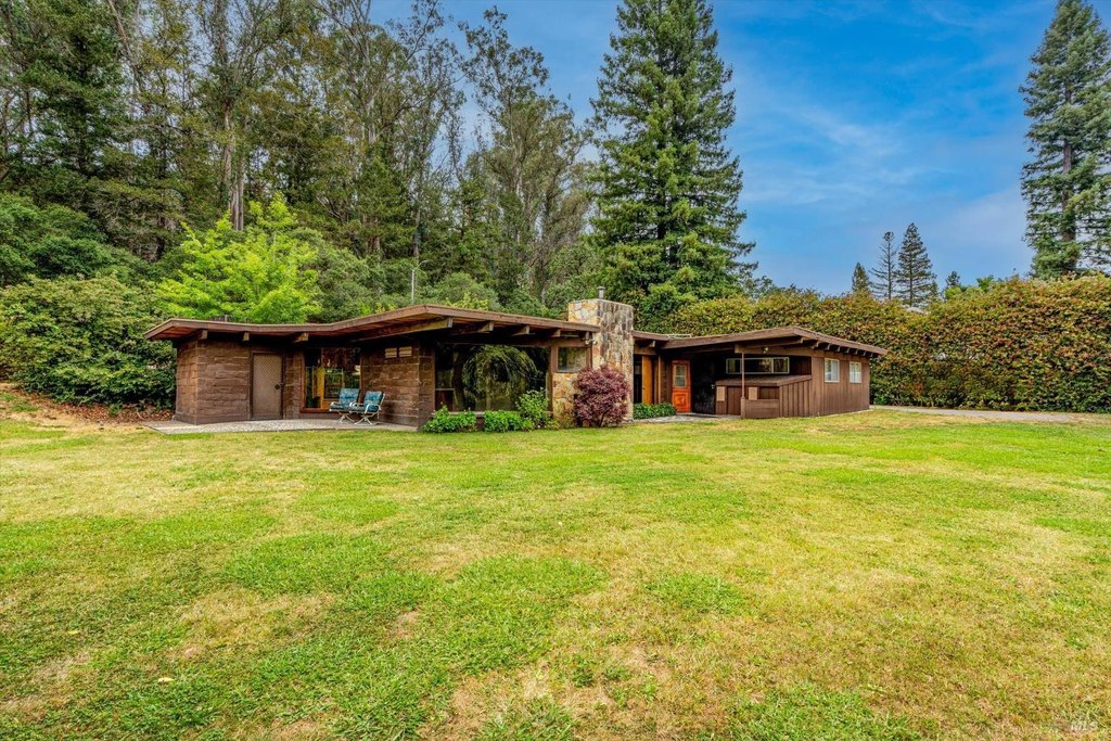 Santa Rosa, California, 95404, United States, 3 Bedrooms Bedrooms, ,1.5 BathroomsBathrooms,Residential,Forsale,1934051