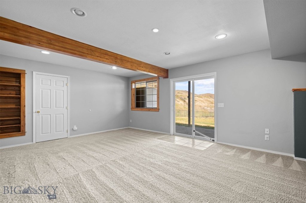 Livingston, Montana, 59047, United States, 4 Bedrooms Bedrooms, ,2 BathroomsBathrooms,Residential,Forsale,1944300