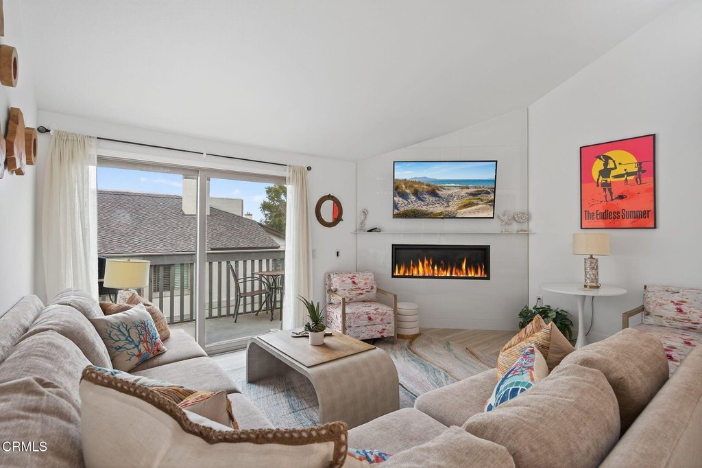 Oxnard, California, 93035, United States, 3 Bedrooms Bedrooms, ,2 BathroomsBathrooms,Residential,Forsale,1941481