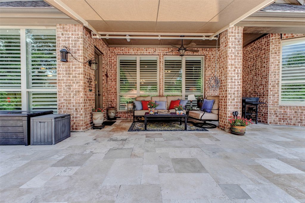 Montgomery, Texas, 77316, United States, 5 Bedrooms Bedrooms, ,4 BathroomsBathrooms,Residential,Forsale,1953053