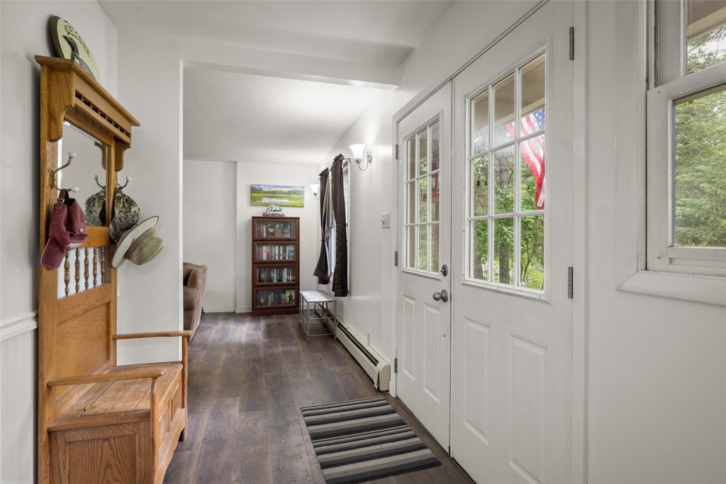 Kalispell, Montana, 59901, United States, 4 Bedrooms Bedrooms, ,2 BathroomsBathrooms,Residential,Forsale,1989806