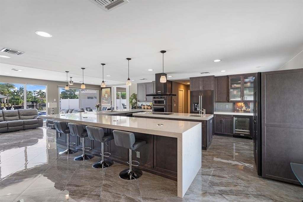 Fort Lauderdale, Florida, 33308, United States, 5 Bedrooms Bedrooms, ,5 BathroomsBathrooms,Residential,Forsale,1884604