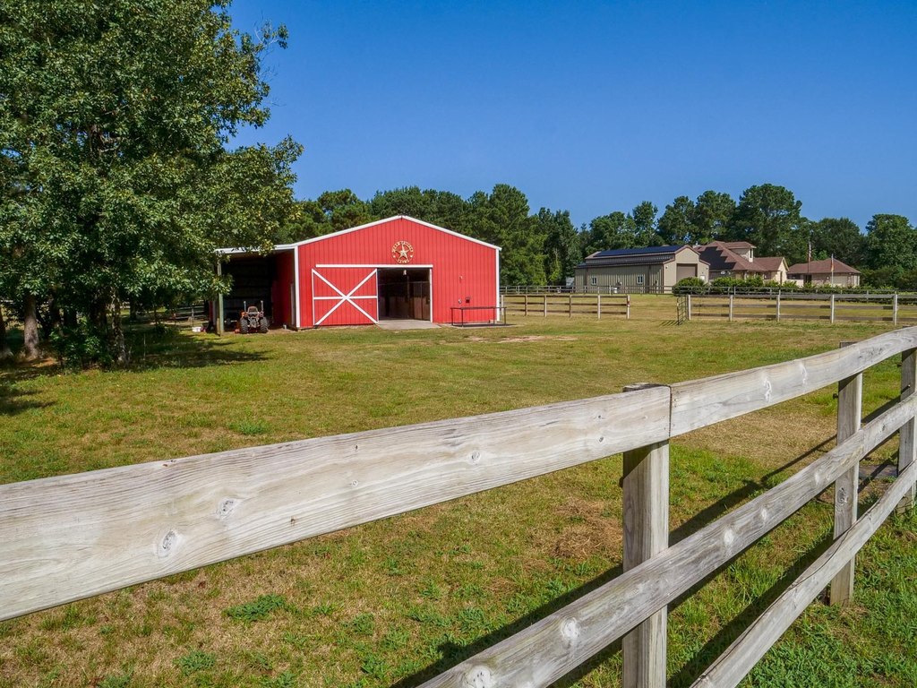 Montgomery, Texas, 77316, United States, 4 Bedrooms Bedrooms, ,2.5 BathroomsBathrooms,Residential,Forsale,1954115