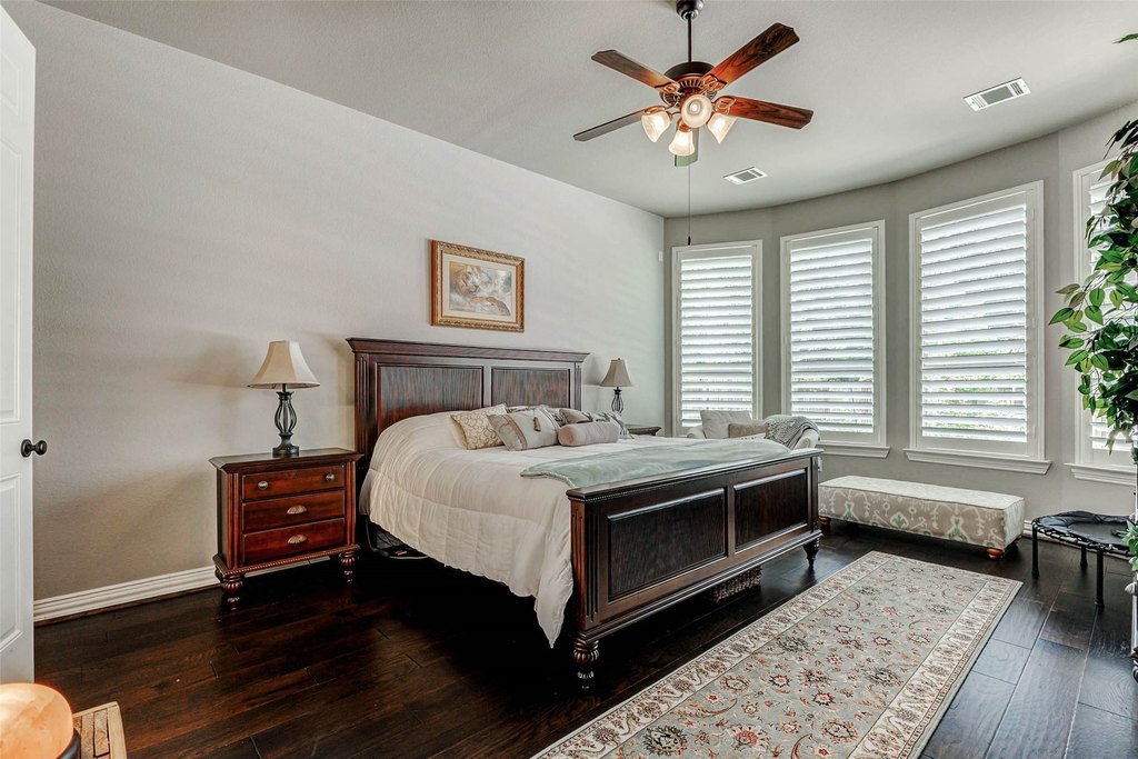 Montgomery, Texas, 77316, United States, 5 Bedrooms Bedrooms, ,4 BathroomsBathrooms,Residential,Forsale,1953053