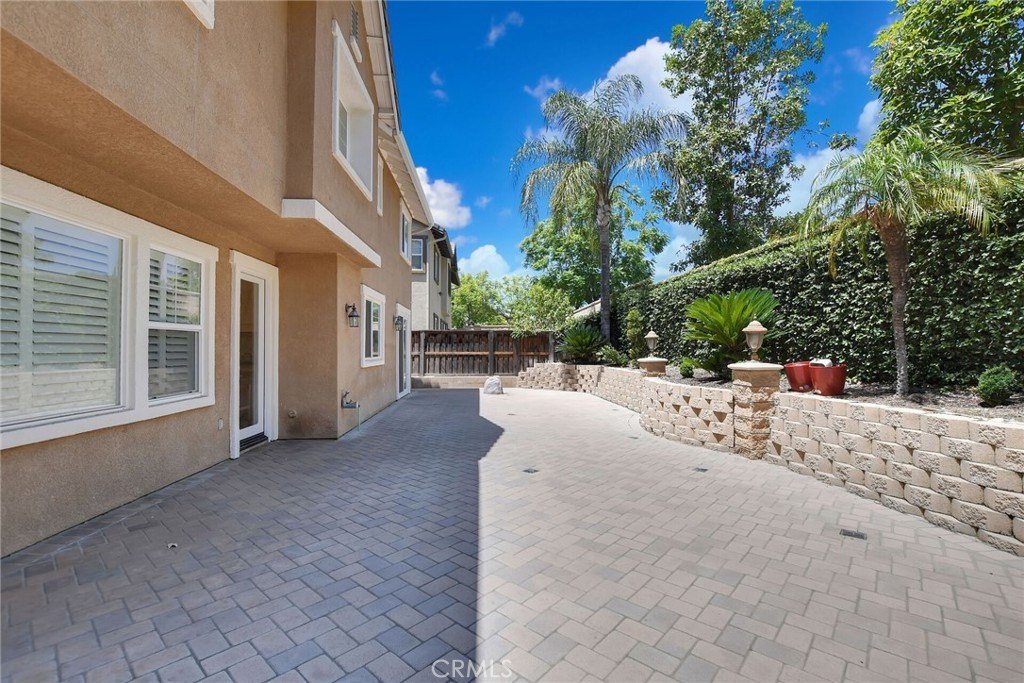 Upland, California, 91784, United States, 5 Bedrooms Bedrooms, ,4 BathroomsBathrooms,Residential,Forsale,1941472
