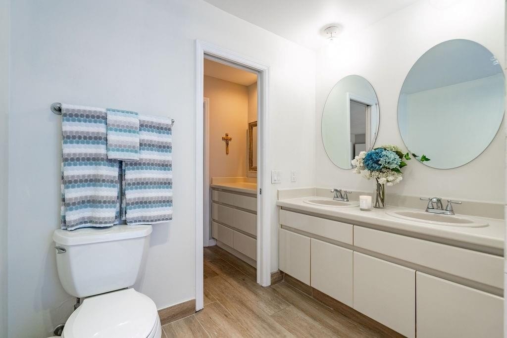 Lighthouse Point, Florida, 33064, United States, 3 Bedrooms Bedrooms, ,2.5 BathroomsBathrooms,Residential,Forsale,1884547