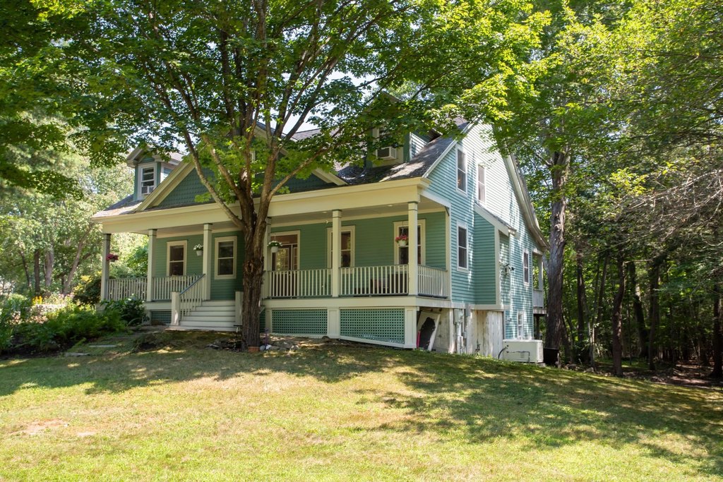 Eliot, Maine, 03903, United States, 4 Bedrooms Bedrooms, ,2.5 BathroomsBathrooms,Residential,Forsale,1934016