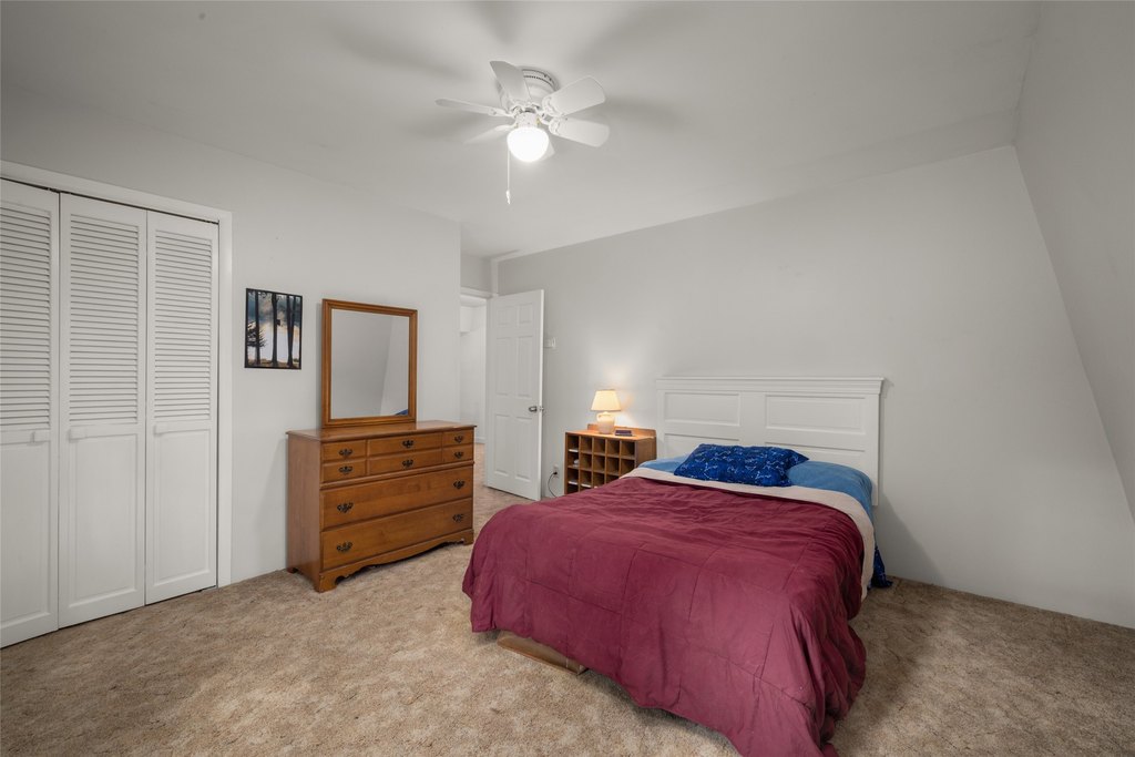 Kalispell, Montana, 59901, United States, 4 Bedrooms Bedrooms, ,2 BathroomsBathrooms,Residential,Forsale,1989806