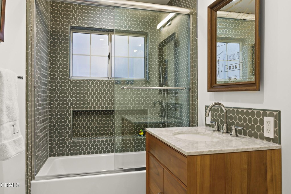 Oxnard, California, 93035, United States, 5 Bedrooms Bedrooms, ,4 BathroomsBathrooms,Residential,Forsale,1941478