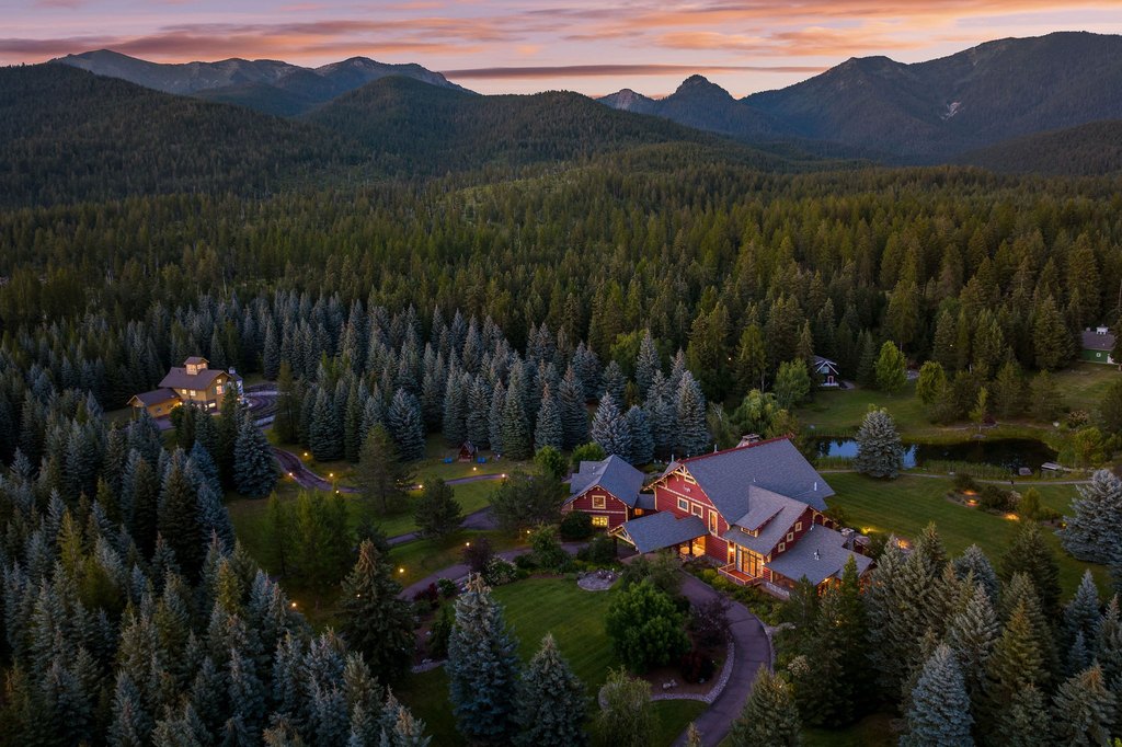 Kalispell, Montana, 59901, United States, 13 Bedrooms Bedrooms, ,8.5 BathroomsBathrooms,Residential,Forsale,1914974