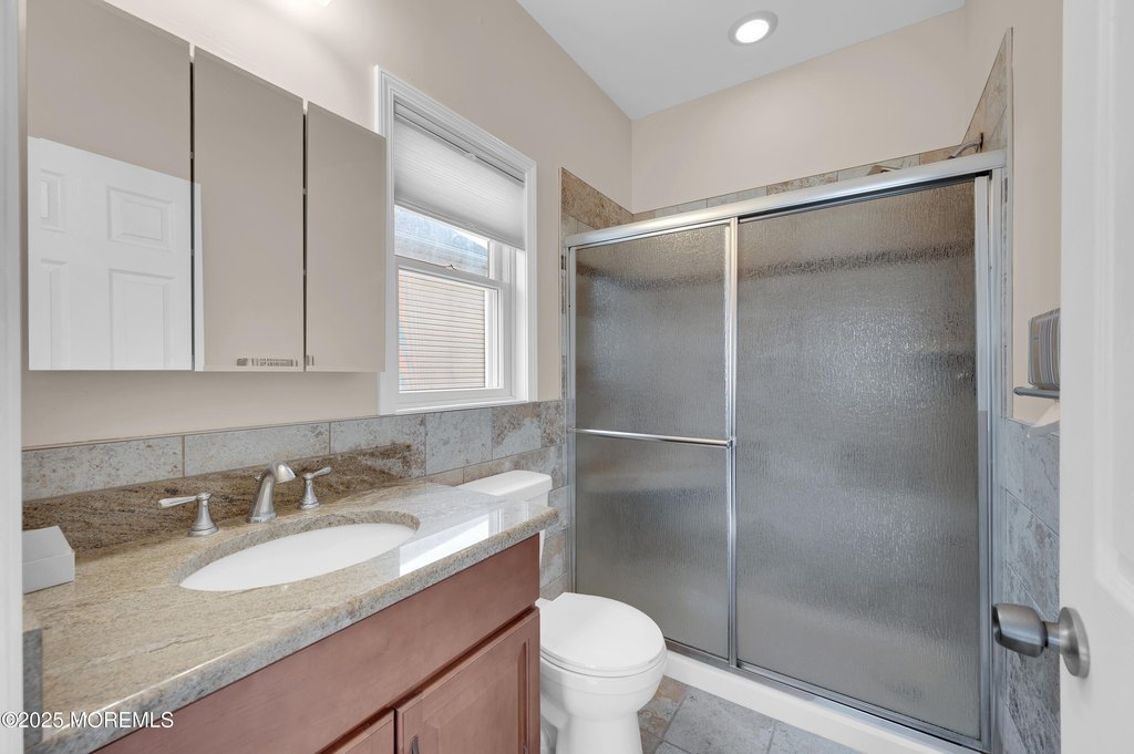 Toms River, New Jersey, 08753, United States, 3 Bedrooms Bedrooms, ,2 BathroomsBathrooms,Residential,Forsale,1922685