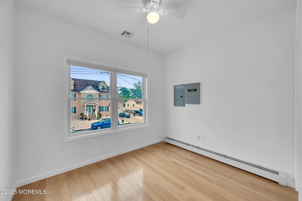 Toms River, New Jersey, 08753, United States, 3 Bedrooms Bedrooms, ,2 BathroomsBathrooms,Residential,Forsale,1922685