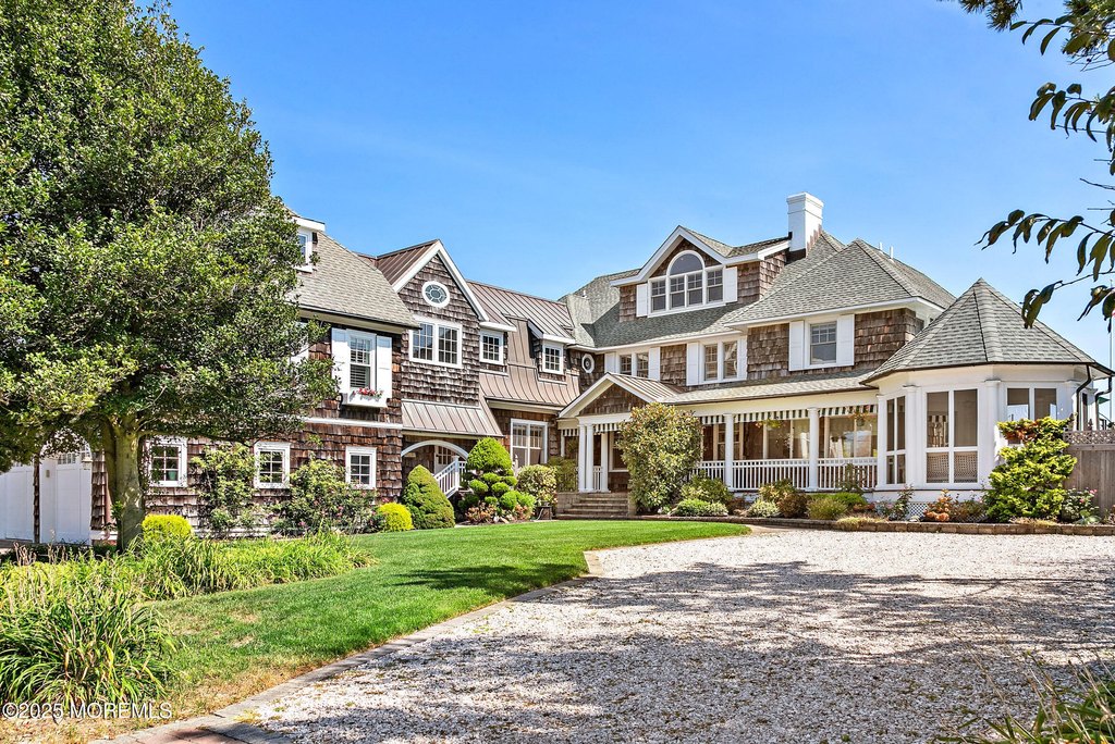 Bay Head, New Jersey, 08742, United States, 9 Bedrooms Bedrooms, ,6.5 BathroomsBathrooms,Residential,Forsale,1922708