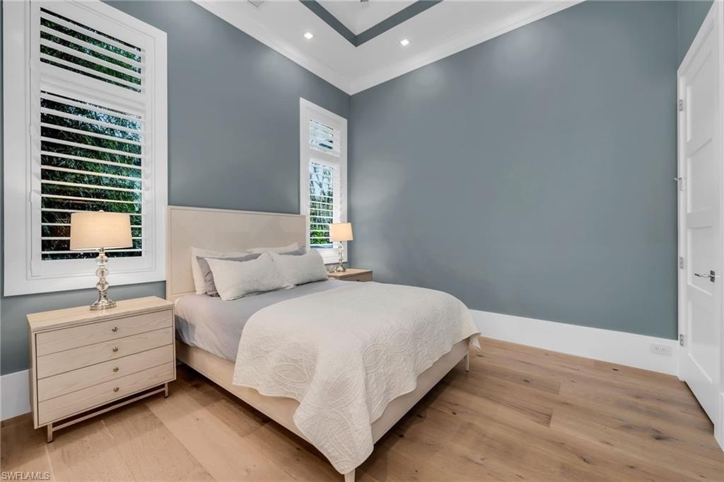 NAPLES, Florida, 34103, United States, 5 Bedrooms Bedrooms, ,5.5 BathroomsBathrooms,Residential,Forsale,1913832