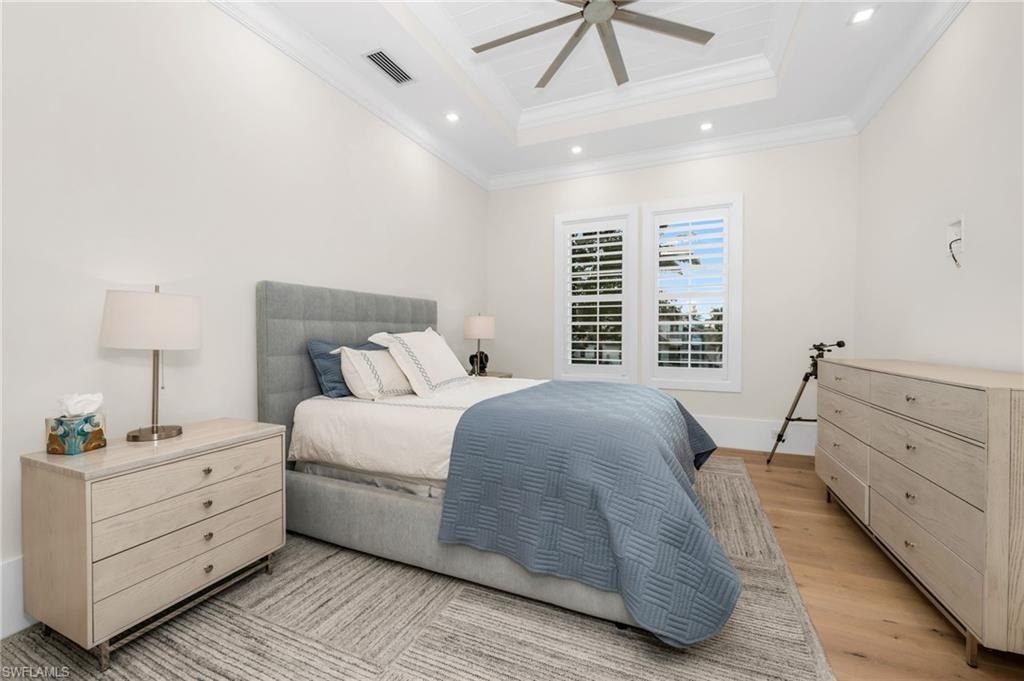 NAPLES, Florida, 34103, United States, 5 Bedrooms Bedrooms, ,5.5 BathroomsBathrooms,Residential,Forsale,1913832