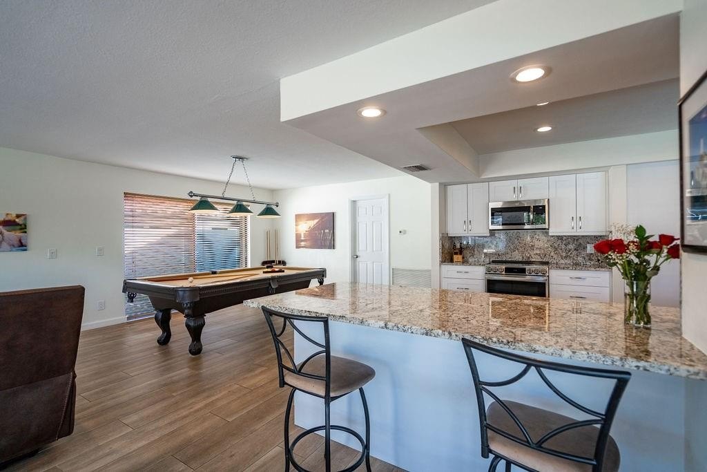 Lighthouse Point, Florida, 33064, United States, 3 Bedrooms Bedrooms, ,2.5 BathroomsBathrooms,Residential,Forsale,1884547