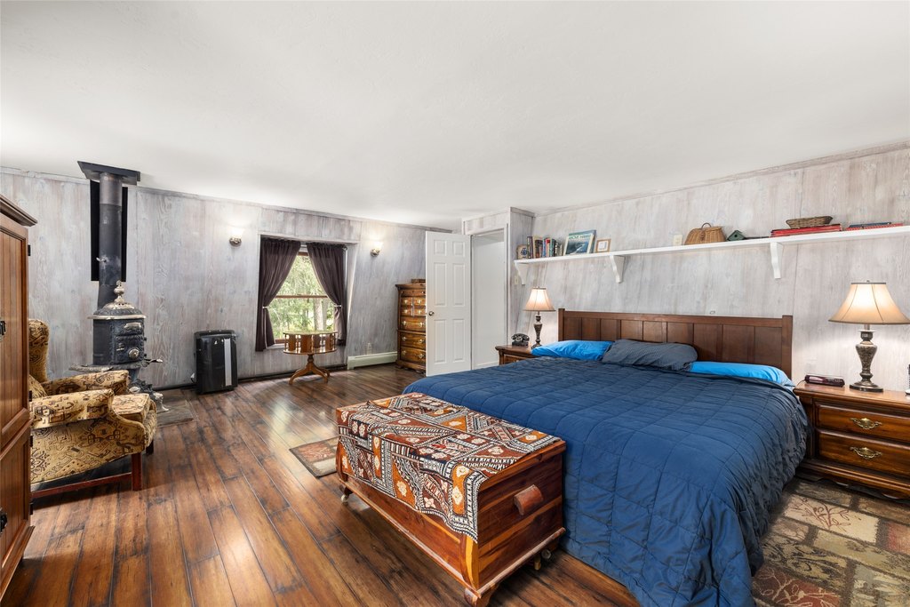 Kalispell, Montana, 59901, United States, 4 Bedrooms Bedrooms, ,2 BathroomsBathrooms,Residential,Forsale,1989806