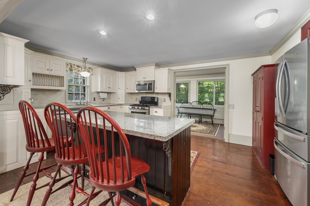 Belmont, New Hampshire, 03220, United States, 3 Bedrooms Bedrooms, ,2 BathroomsBathrooms,Residential,Forsale,1941239
