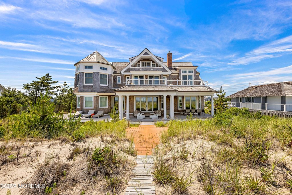 Mantoloking, New Jersey, 08738, United States, 7 Bedrooms Bedrooms, ,7.5 BathroomsBathrooms,Residential,Forsale,1922707