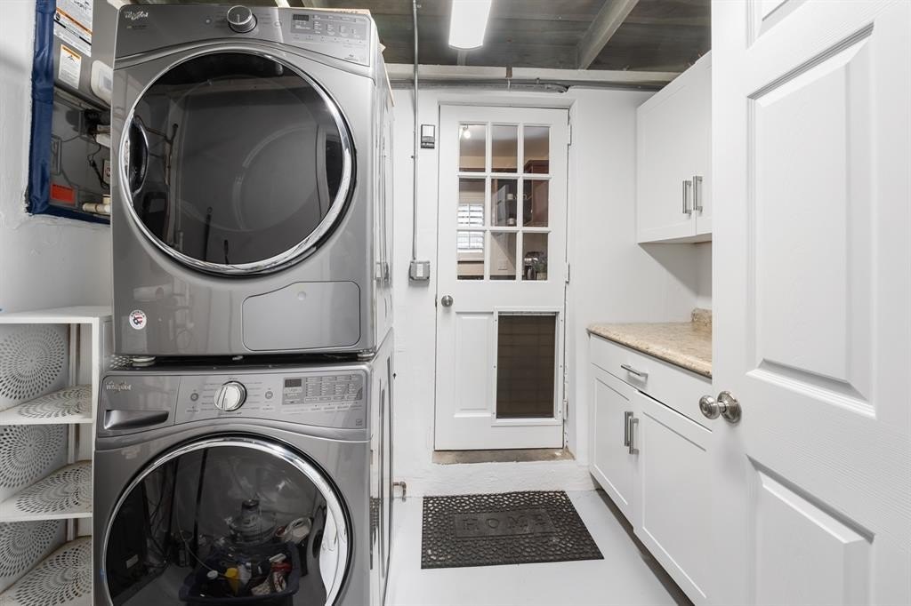 Fort Lauderdale, Florida, 33304, United States, 2 Bedrooms Bedrooms, ,2 BathroomsBathrooms,Residential,Forsale,1927582