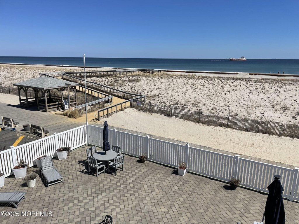 Lavallette, New Jersey, 08735, United States, 5 Bedrooms Bedrooms, ,4 BathroomsBathrooms,Residential,Forsale,1922693