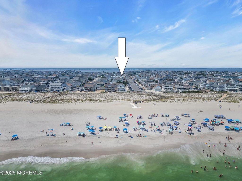 Lavallette, New Jersey, 08735, United States, 5 Bedrooms Bedrooms, ,4 BathroomsBathrooms,Residential,Forsale,1922693