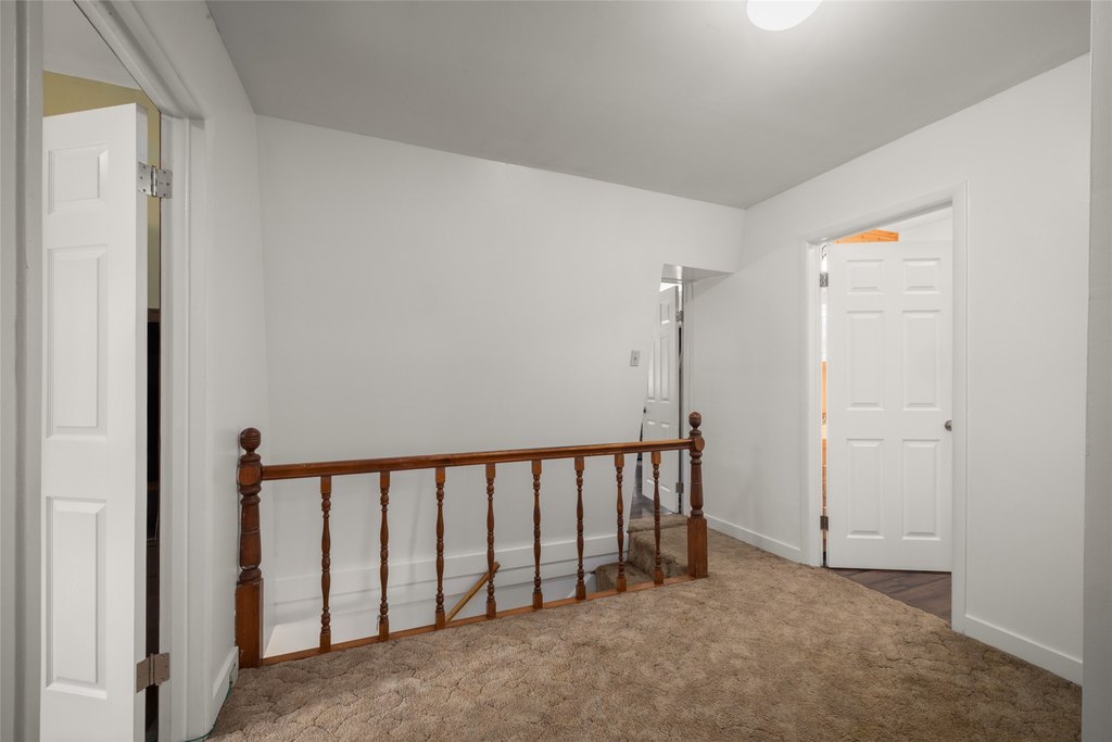 Kalispell, Montana, 59901, United States, 4 Bedrooms Bedrooms, ,2 BathroomsBathrooms,Residential,Forsale,1989806