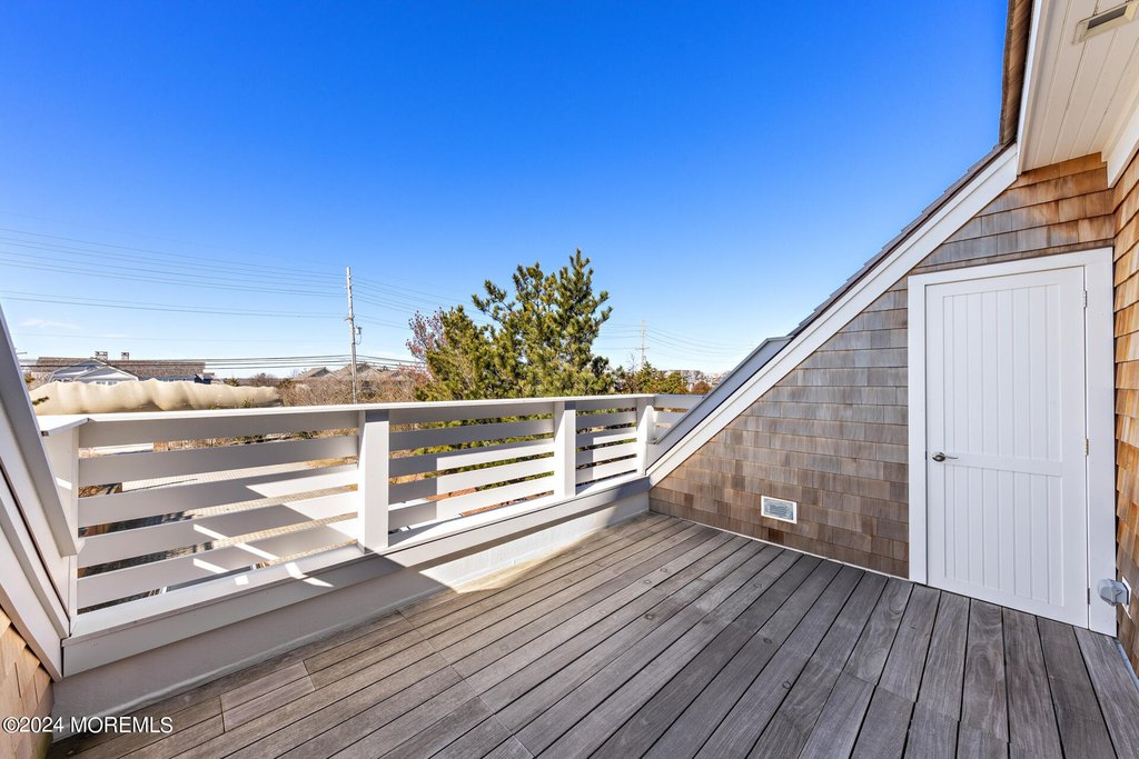 Mantoloking, New Jersey, 08738, United States, 7 Bedrooms Bedrooms, ,7.5 BathroomsBathrooms,Residential,Forsale,1922707