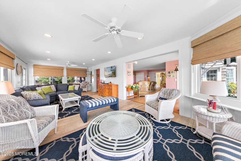 Bay Head, New Jersey, 08742, United States, 9 Bedrooms Bedrooms, ,6.5 BathroomsBathrooms,Residential,Forsale,1922708