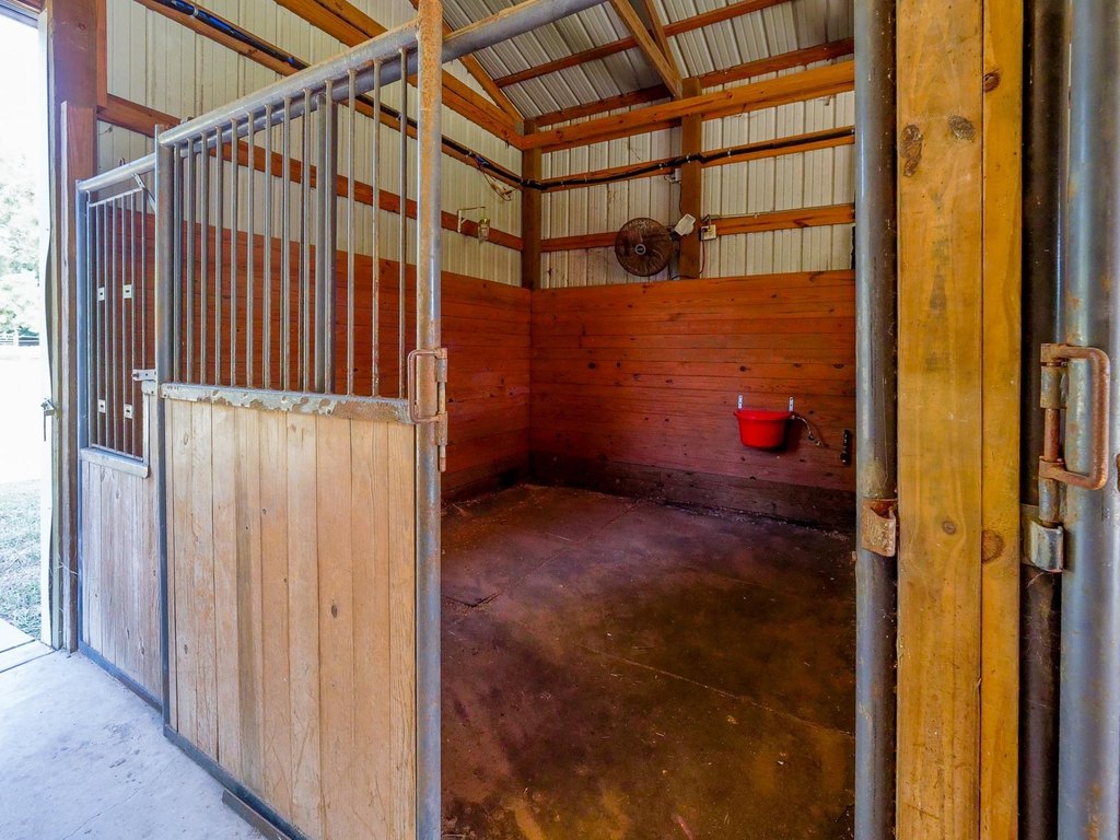 Montgomery, Texas, 77316, United States, 4 Bedrooms Bedrooms, ,2.5 BathroomsBathrooms,Residential,Forsale,1954115