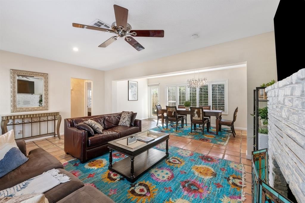 Fort Lauderdale, Florida, 33304, United States, 2 Bedrooms Bedrooms, ,2 BathroomsBathrooms,Residential,Forsale,1927582