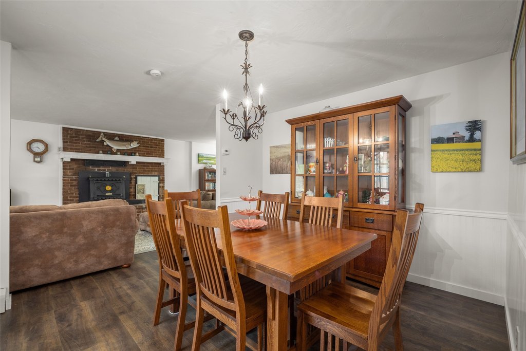 Kalispell, Montana, 59901, United States, 4 Bedrooms Bedrooms, ,2 BathroomsBathrooms,Residential,Forsale,1989806