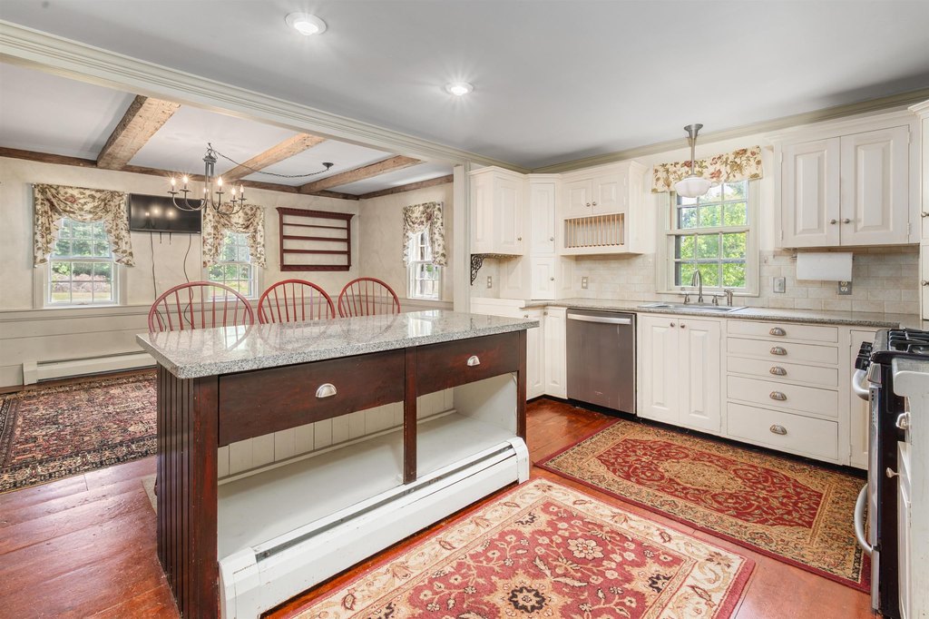 Belmont, New Hampshire, 03220, United States, 3 Bedrooms Bedrooms, ,2 BathroomsBathrooms,Residential,Forsale,1941239