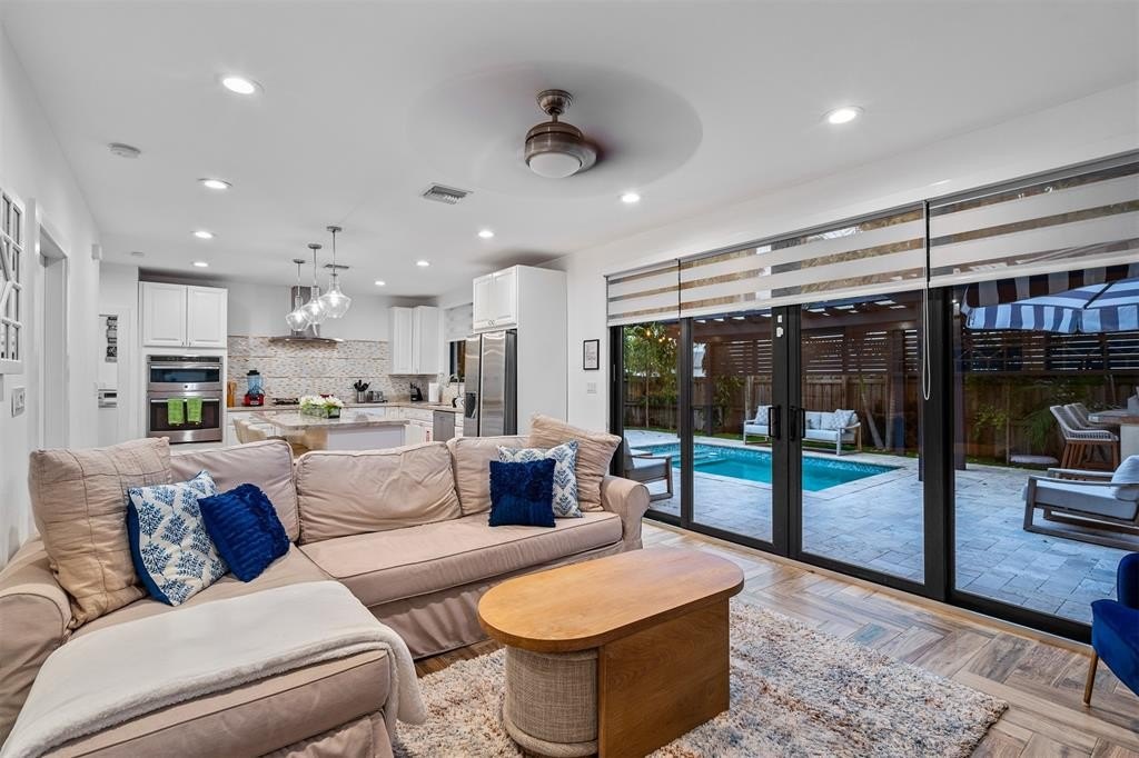 Fort Lauderdale, Florida, 33304, United States, 3 Bedrooms Bedrooms, ,2.5 BathroomsBathrooms,Residential,Forsale,2004510