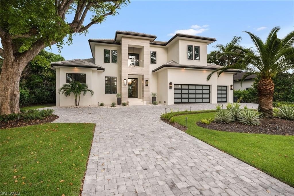 NAPLES, Florida, 34103, United States, 5 Bedrooms Bedrooms, ,5.5 BathroomsBathrooms,Residential,Forsale,1913832