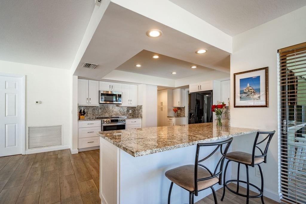 Lighthouse Point, Florida, 33064, United States, 3 Bedrooms Bedrooms, ,2.5 BathroomsBathrooms,Residential,Forsale,1884547