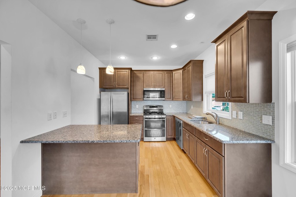 Toms River, New Jersey, 08753, United States, 3 Bedrooms Bedrooms, ,2 BathroomsBathrooms,Residential,Forsale,1922685