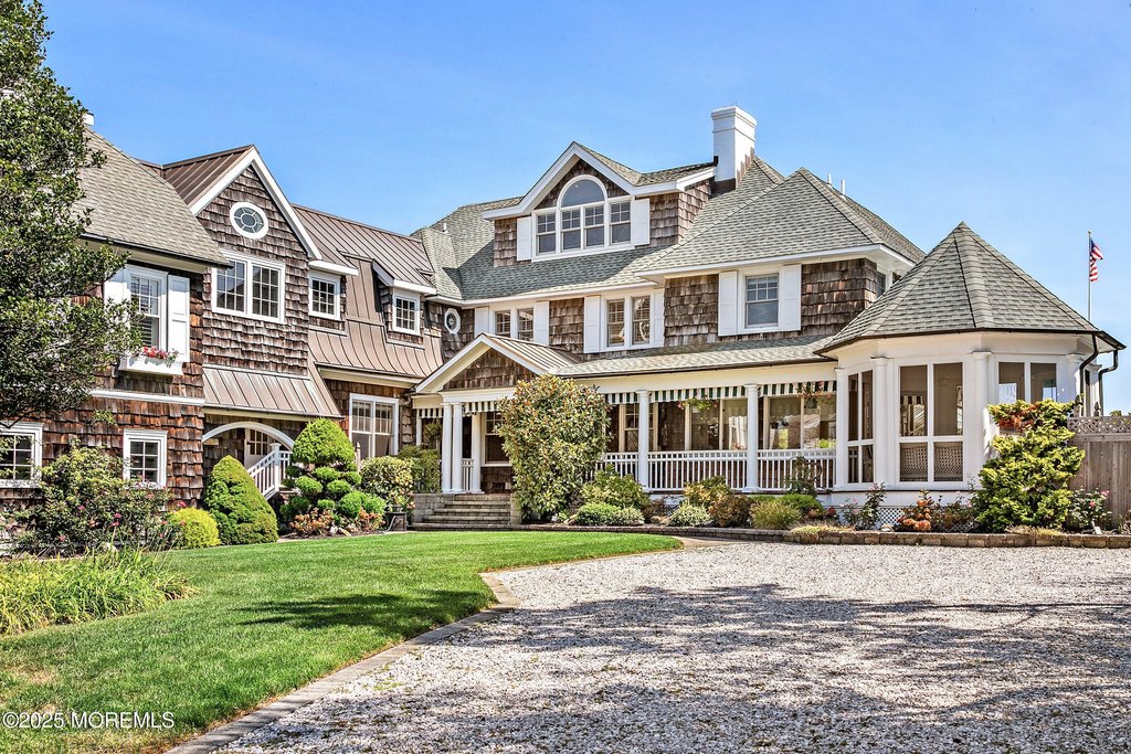 Bay Head, New Jersey, 08742, United States, 9 Bedrooms Bedrooms, ,6.5 BathroomsBathrooms,Residential,Forsale,1922708
