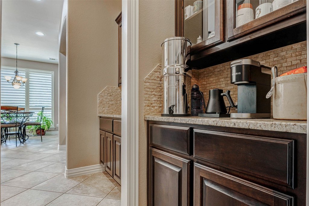 Montgomery, Texas, 77316, United States, 5 Bedrooms Bedrooms, ,4 BathroomsBathrooms,Residential,Forsale,1953053
