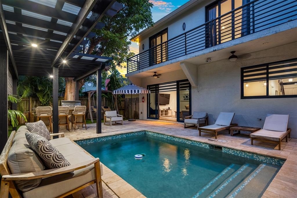 Fort Lauderdale, Florida, 33304, United States, 3 Bedrooms Bedrooms, ,2.5 BathroomsBathrooms,Residential,Forsale,2004510