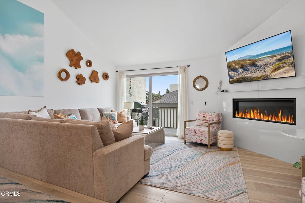 Oxnard, California, 93035, United States, 3 Bedrooms Bedrooms, ,2 BathroomsBathrooms,Residential,Forsale,1941481