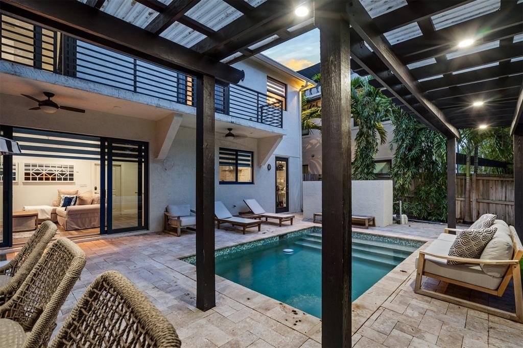 Fort Lauderdale, Florida, 33304, United States, 3 Bedrooms Bedrooms, ,2.5 BathroomsBathrooms,Residential,Forsale,2004510